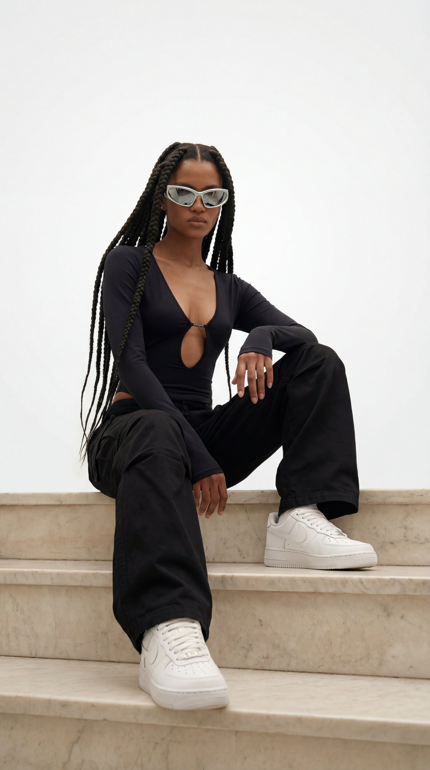 Derin V Yaka Bodysuit